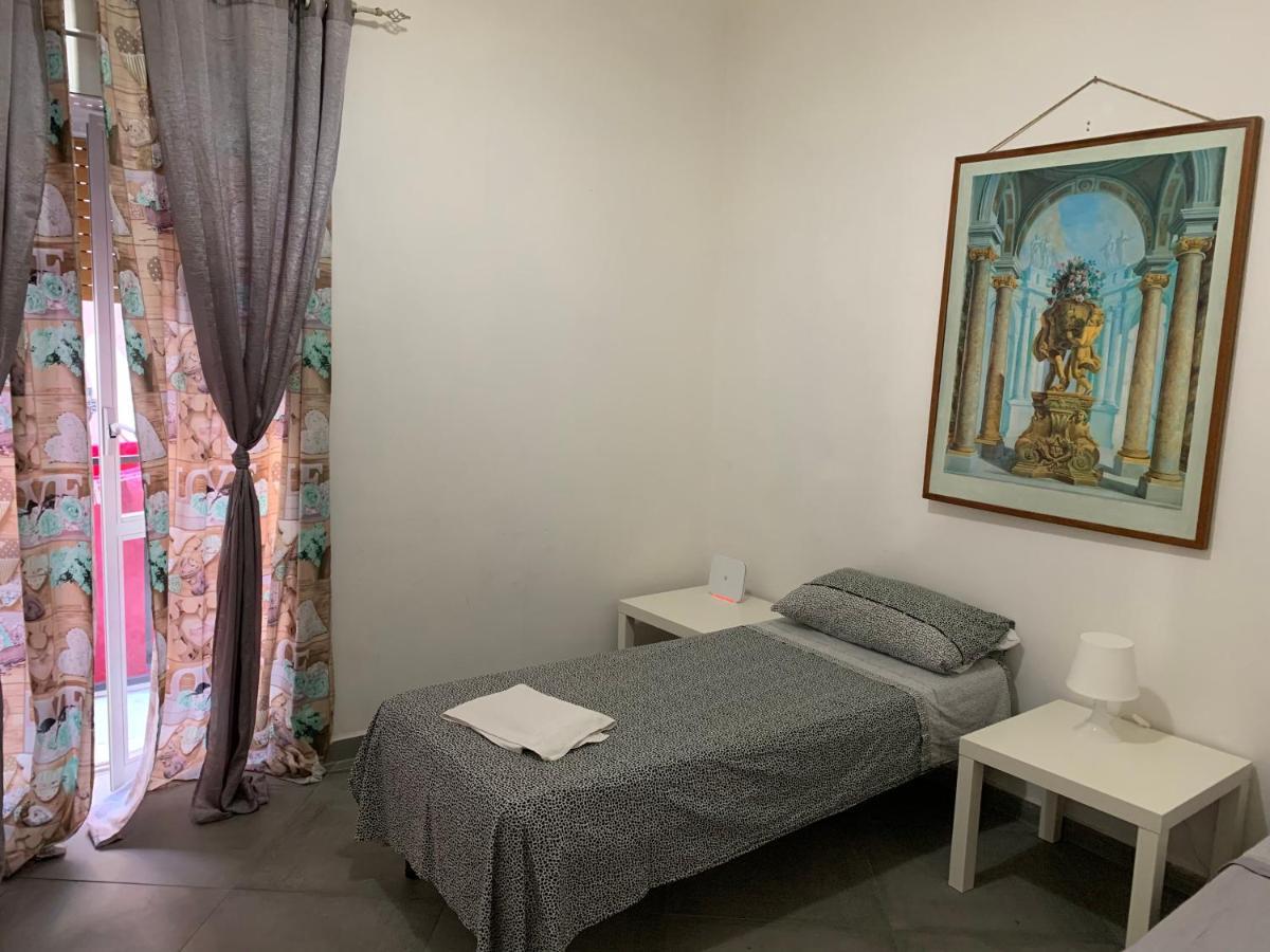 Room Nana' Napoli Bagian luar foto